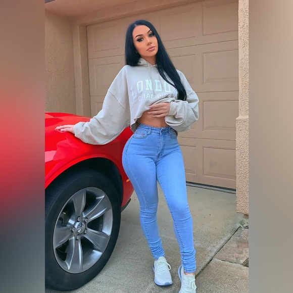 Marilyn High Waisted Skinny Jeans - Light Wash 1X - Picture 5 of 7